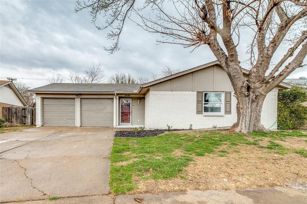 6249 Melinda Dr
