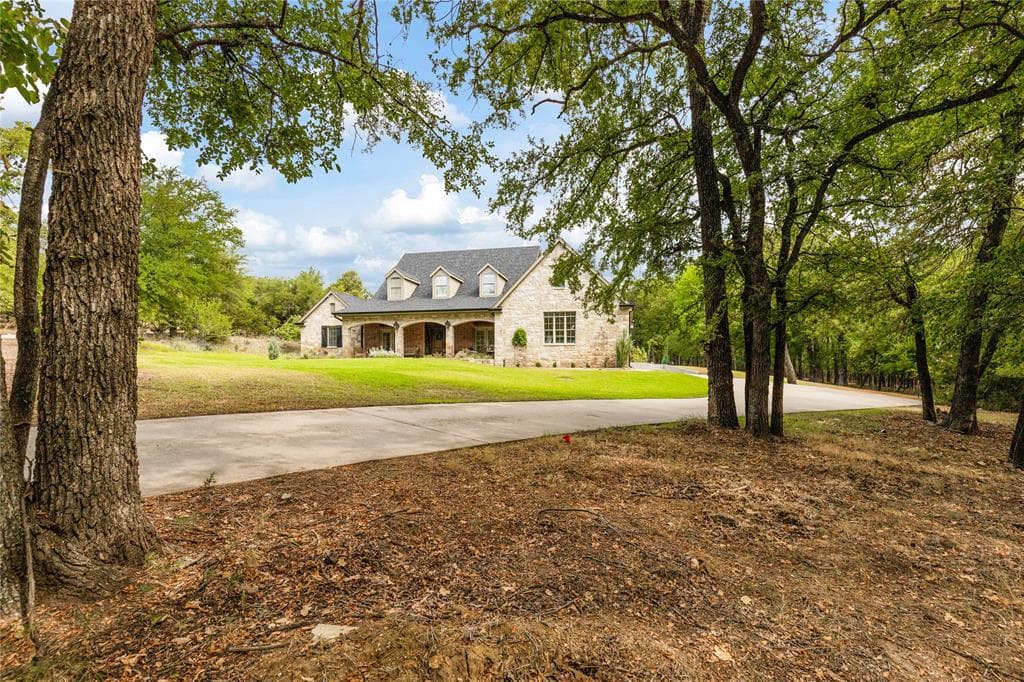 127 Brush Creek Dr