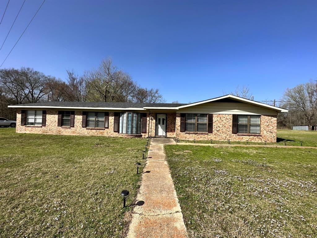 1031 County Road 3312