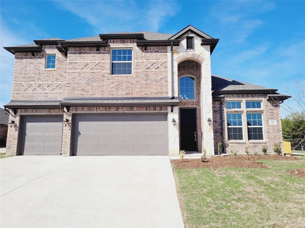 701 Candace Dr