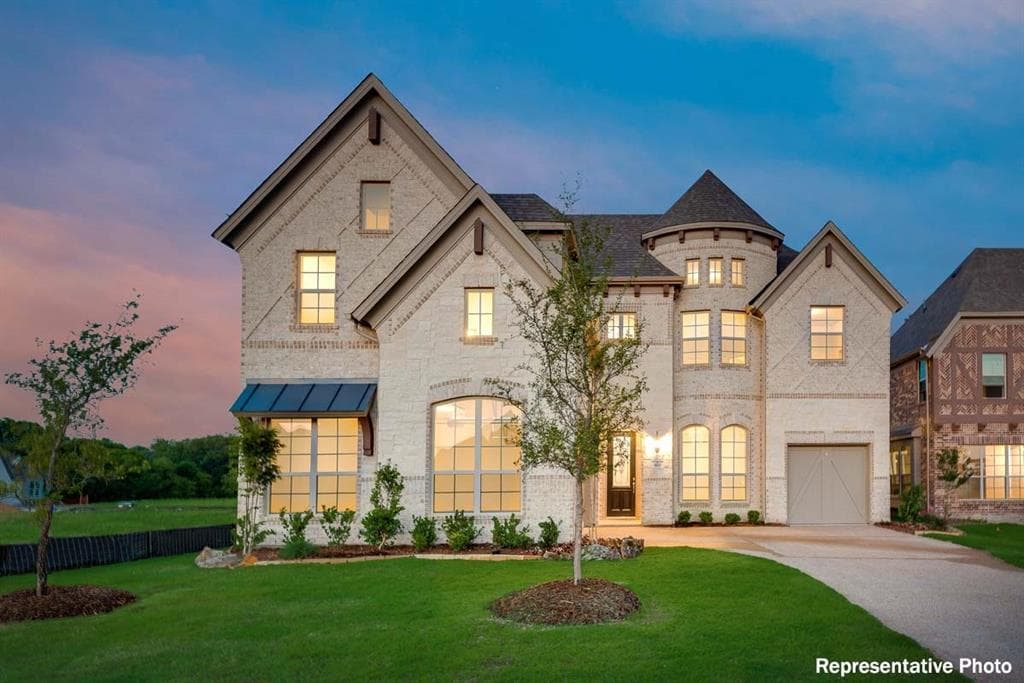 2505 Carrington Dr