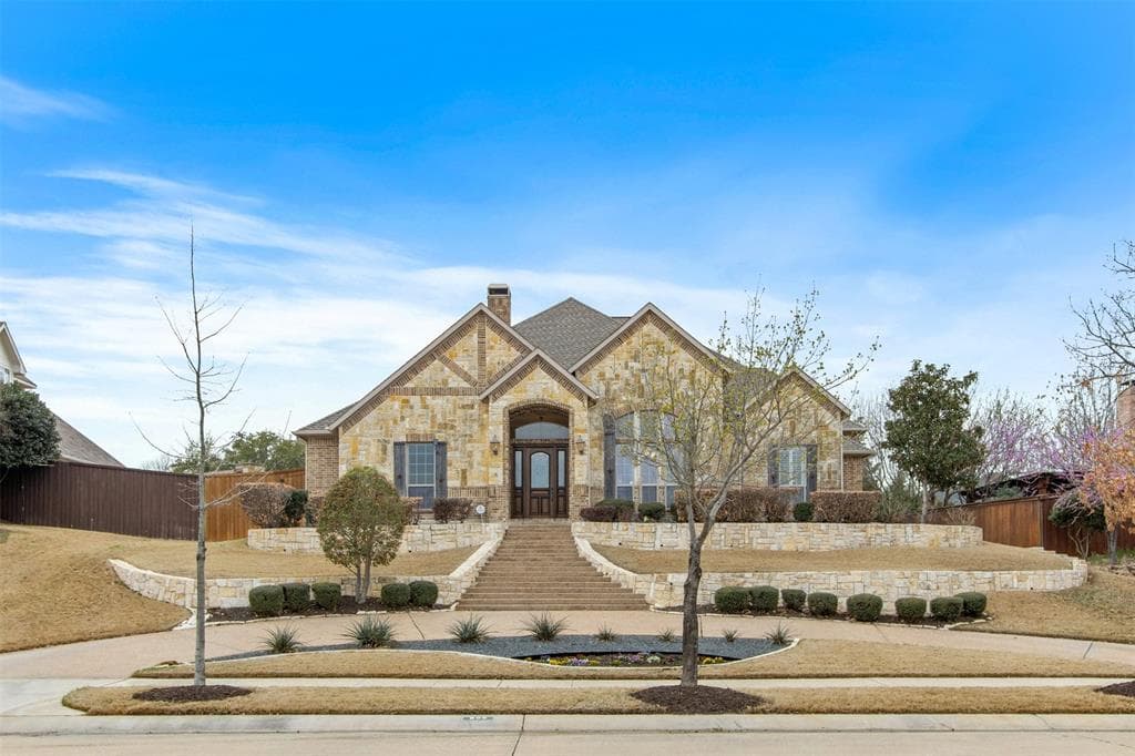 806 Sir Galahad Ln