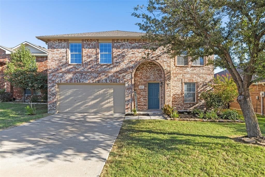 1437 Whitewater Dr
