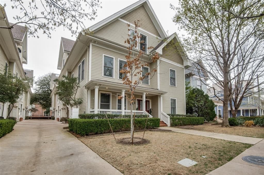 2604 Thomas Ave # 2-4