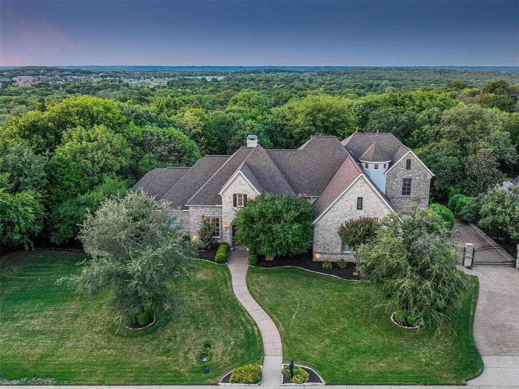 120 Weston Ln
