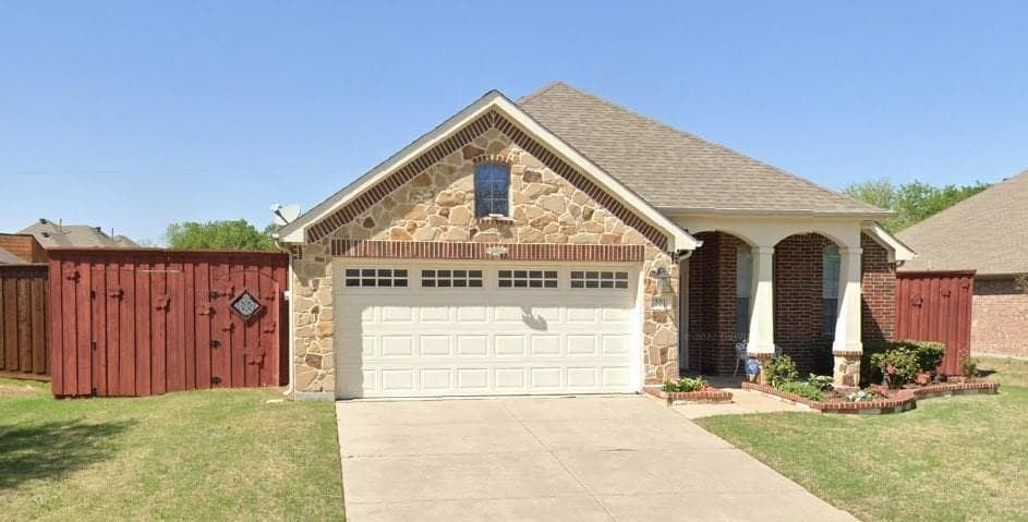 221 Shadybrook Dr