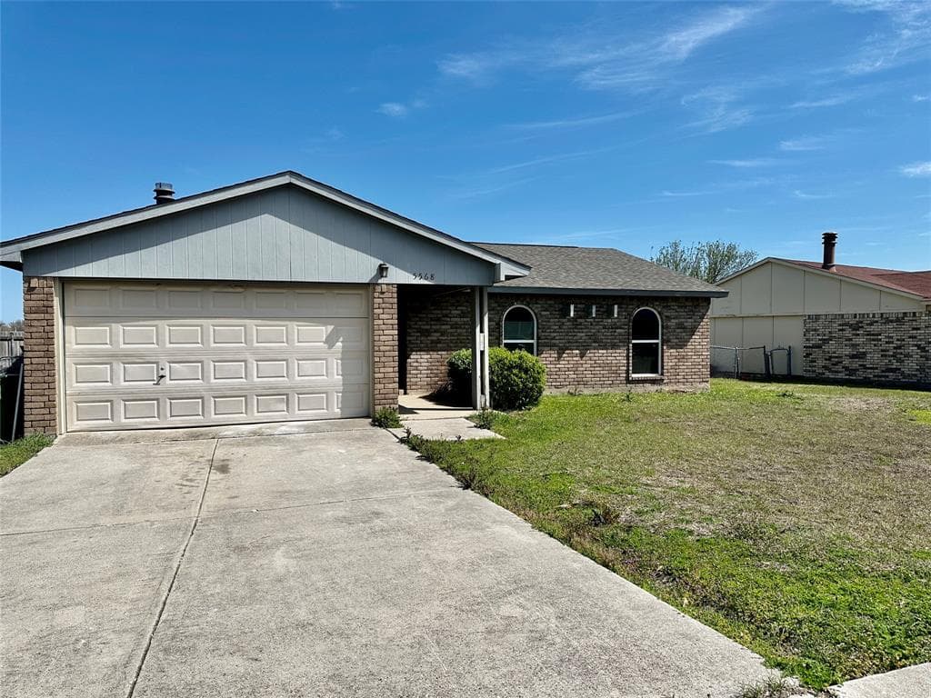 5568 Russell Dr