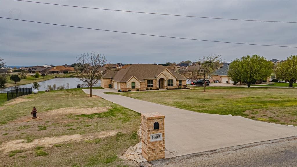1602 Teller Bell Ln