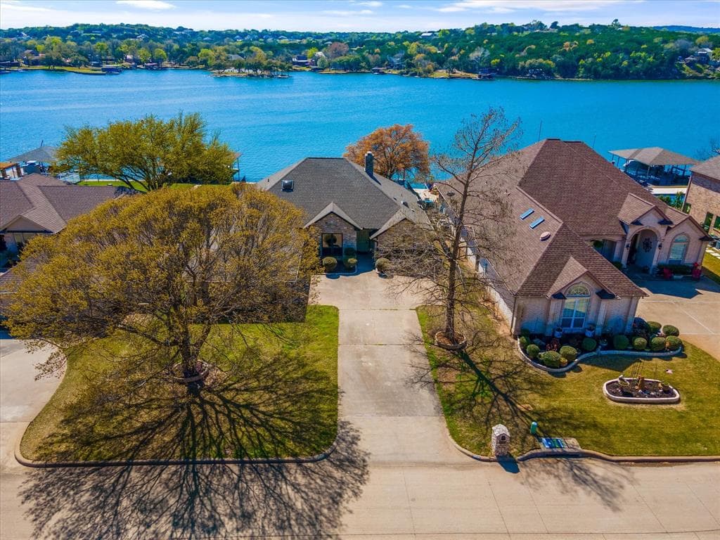2510 Pebble Dr