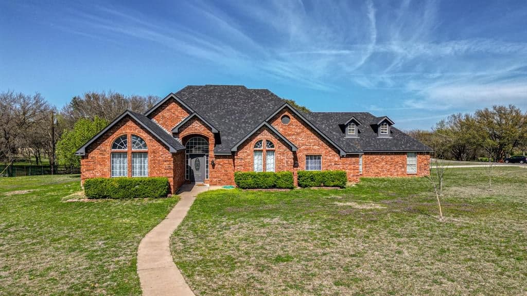 1901 Circleview Dr