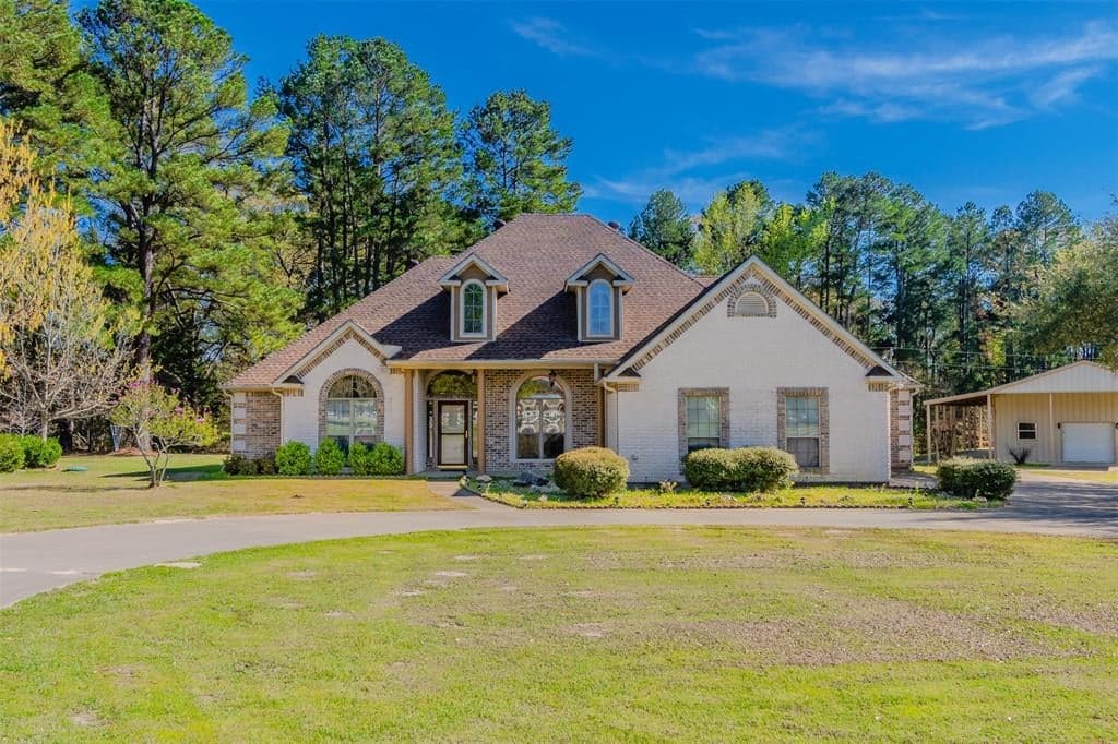 197 County Road 2194