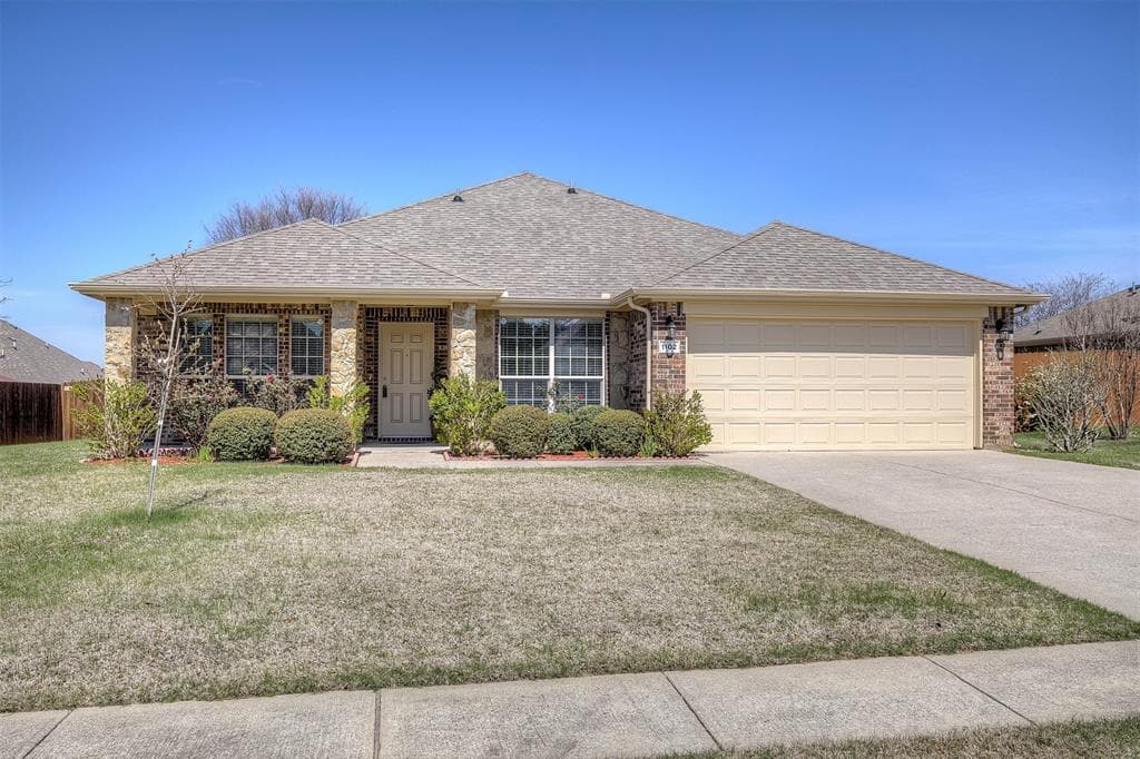 1102 Ethan Dr