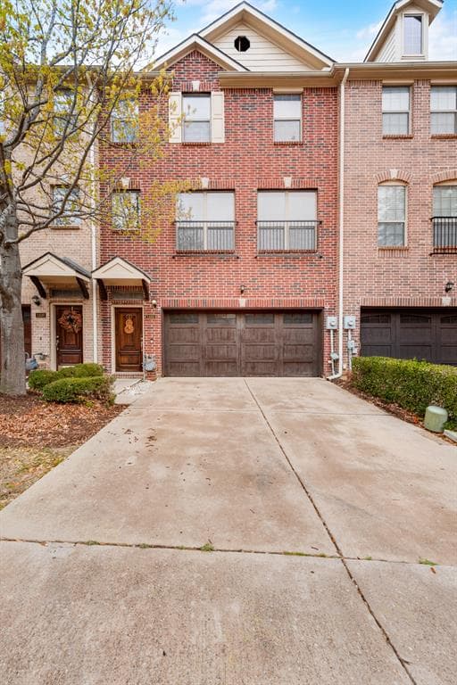 1455 Chase Ln