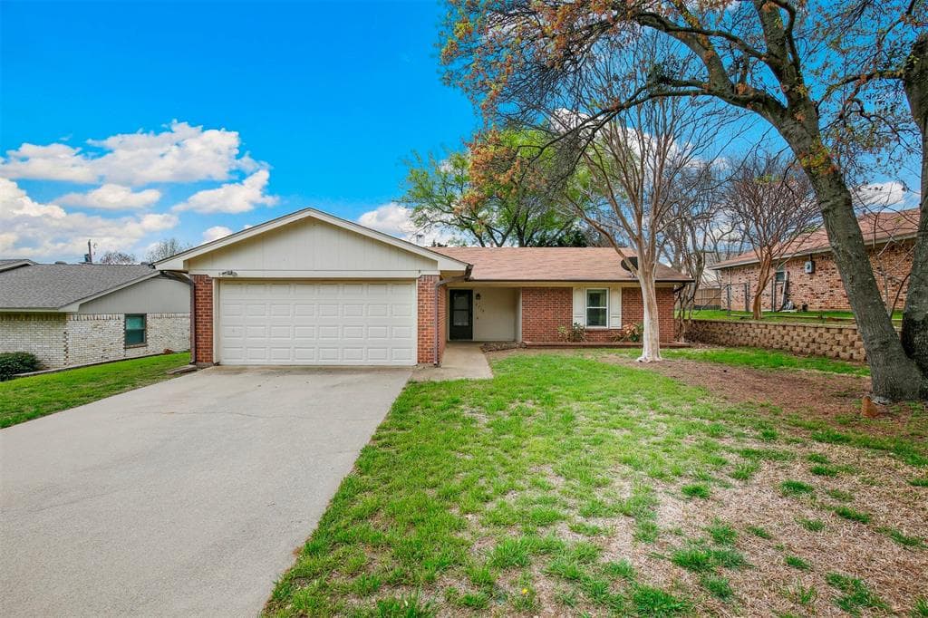 2719 Kimberly Dr