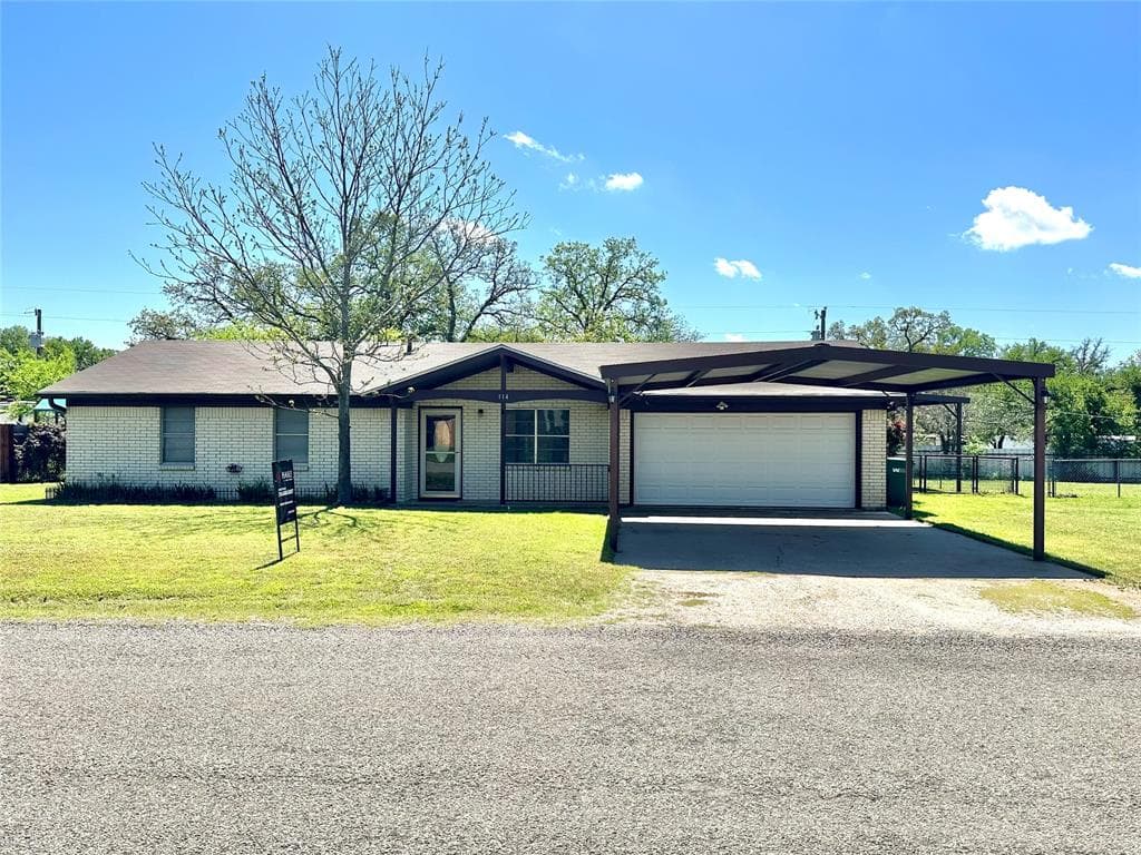 114 Gateway Cir