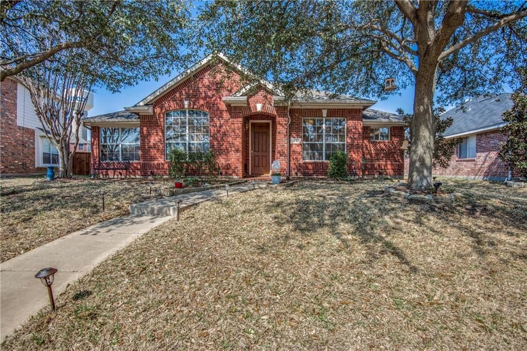 6551 Fairlawn Dr