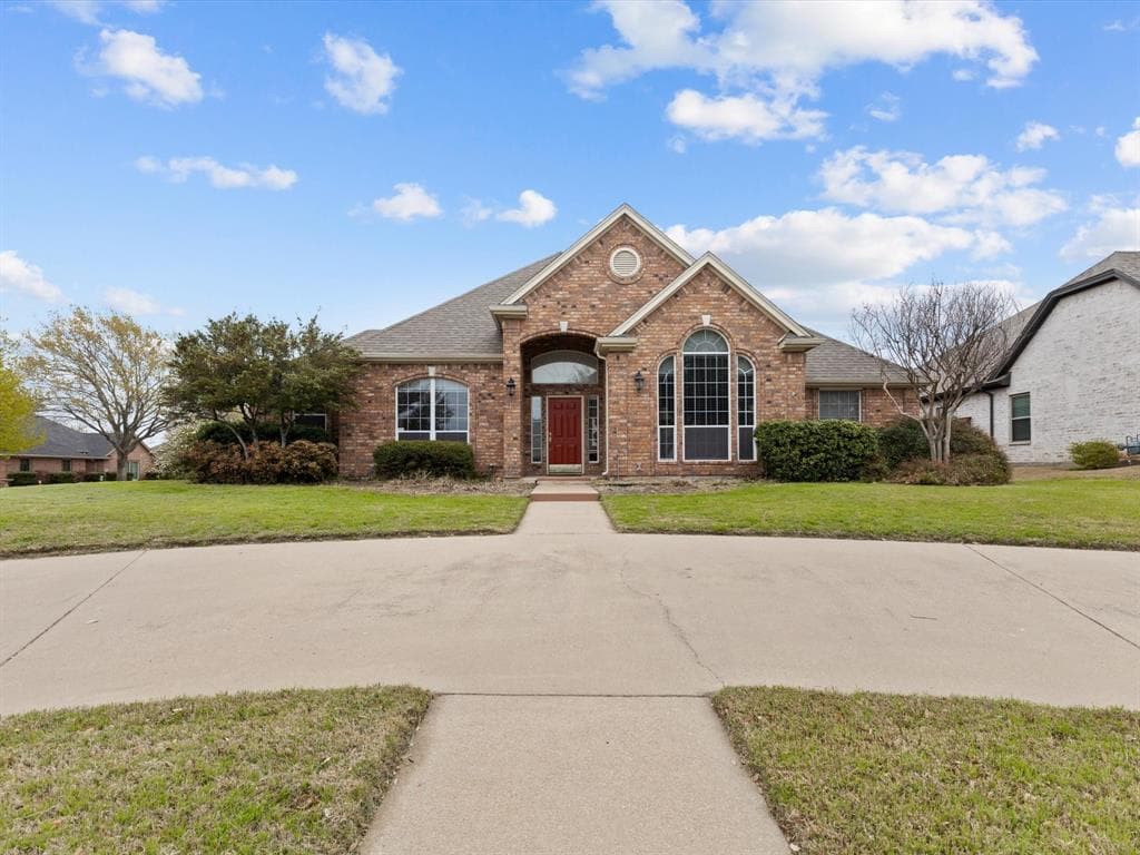 701 Meadow View Dr