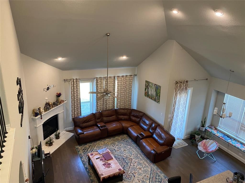 Gallery image 3