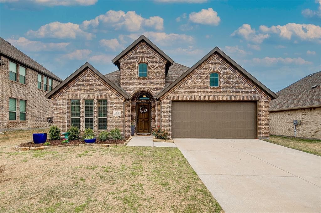 128 Thompson Dr