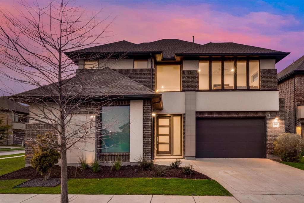 5944 Weston Dr