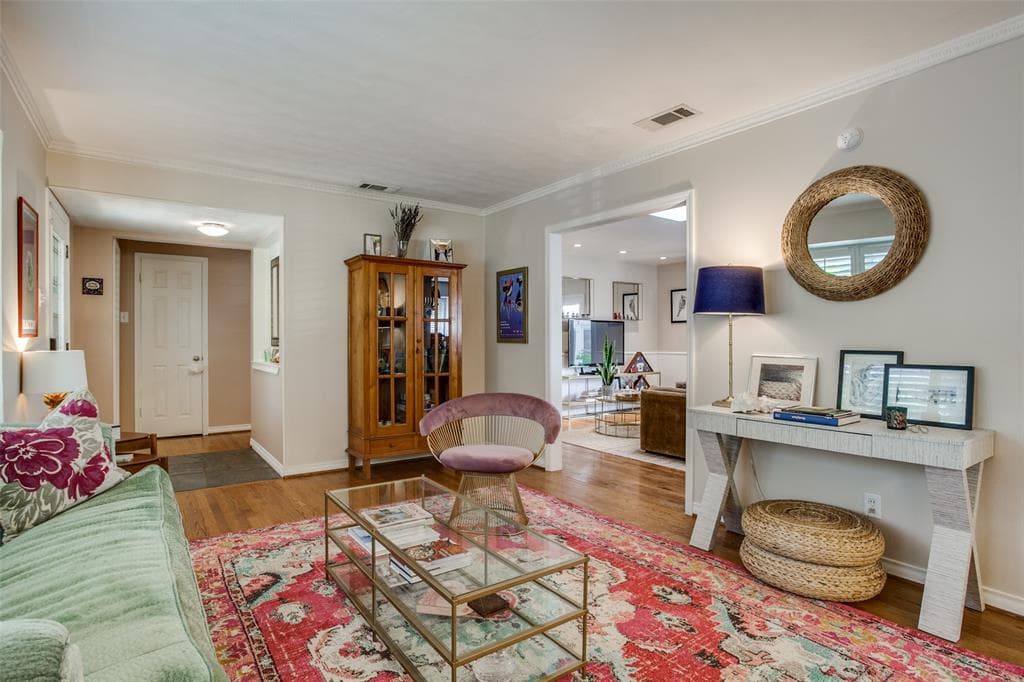 Gallery image 4