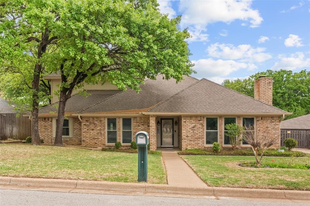4706 Chapel Springs Ct