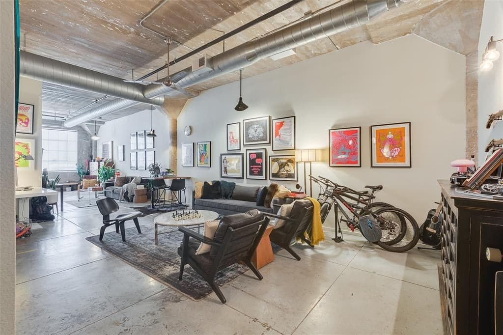 Gallery image 2