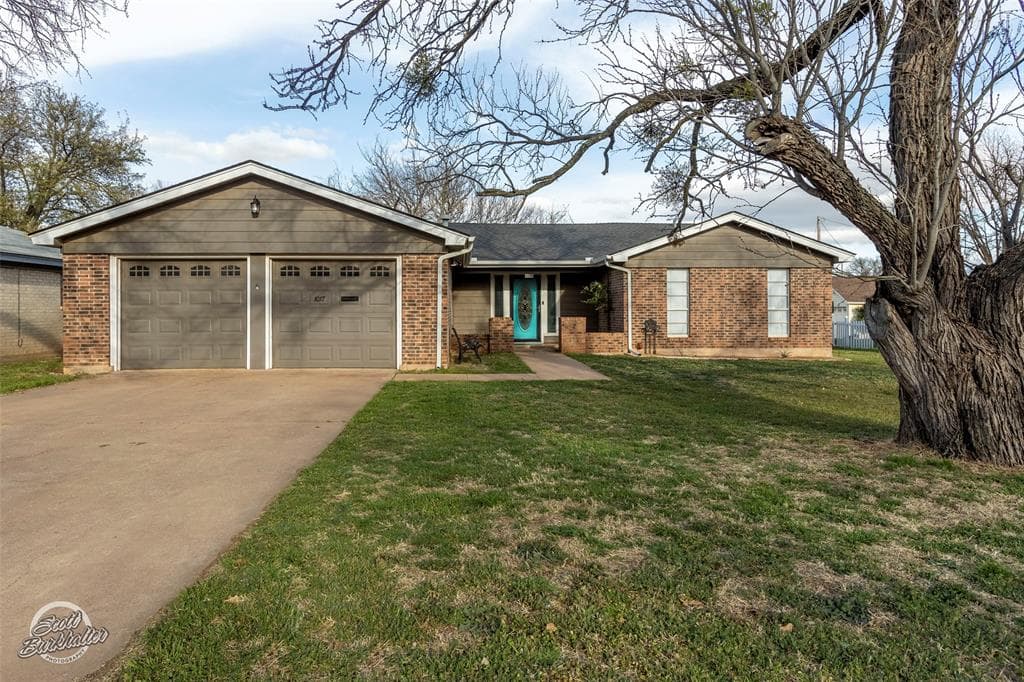 1017 Amarillo St