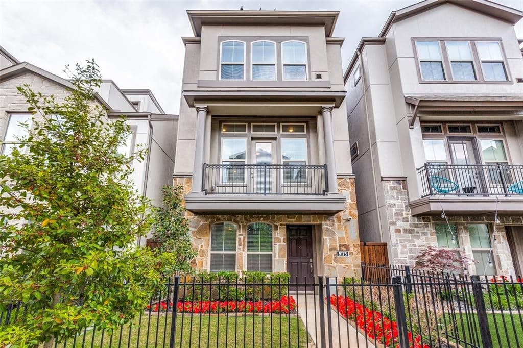 5175 Brickellia Dr