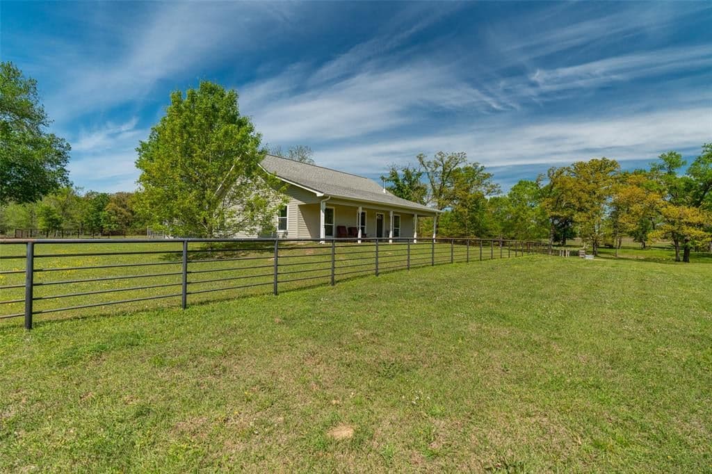 3207 Rs County Road 2610