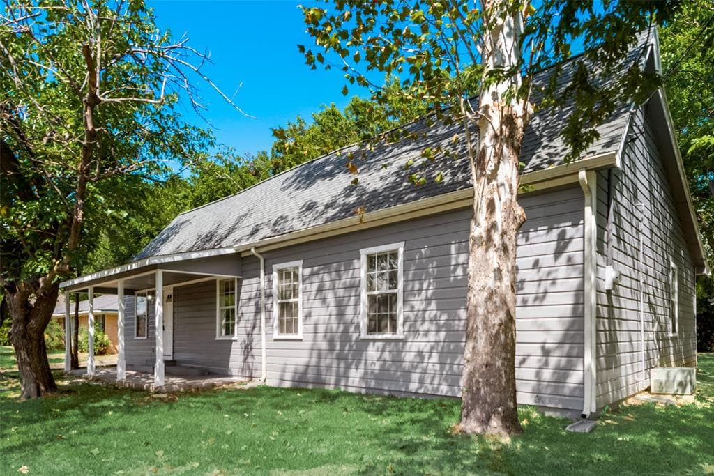 503 S Elm St