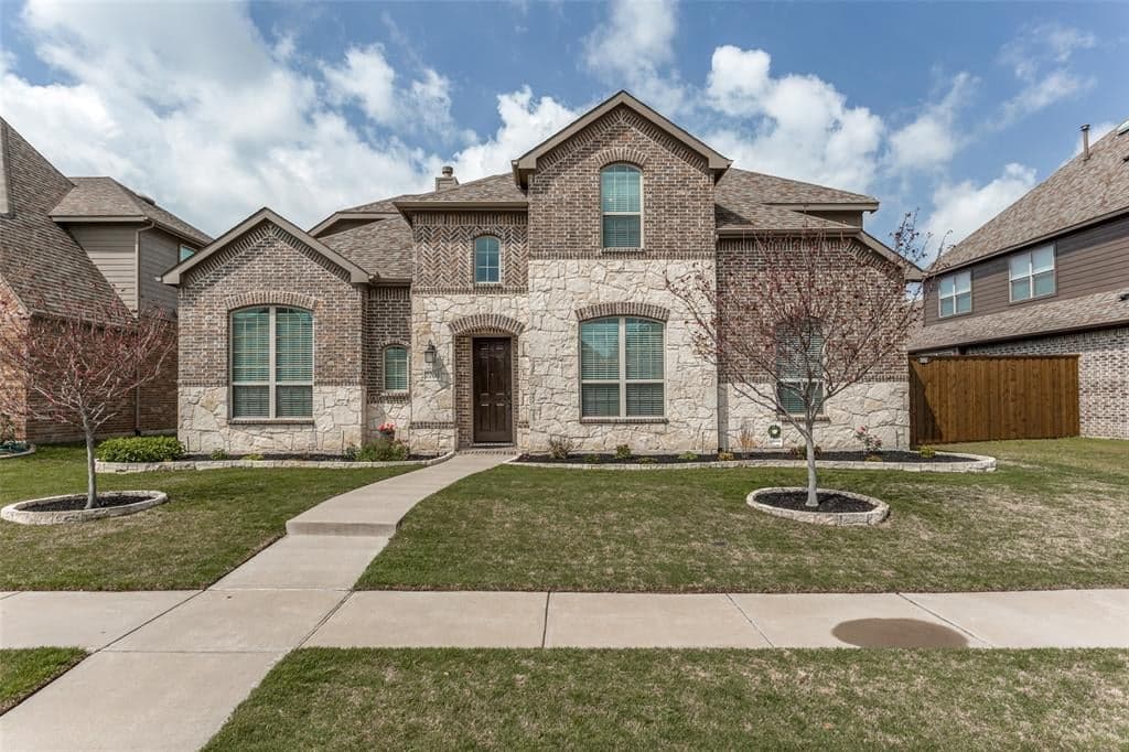 7701 Ridgebluff Ln