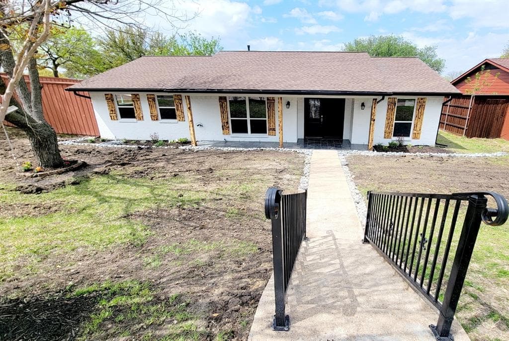 2821 Sybil Dr
