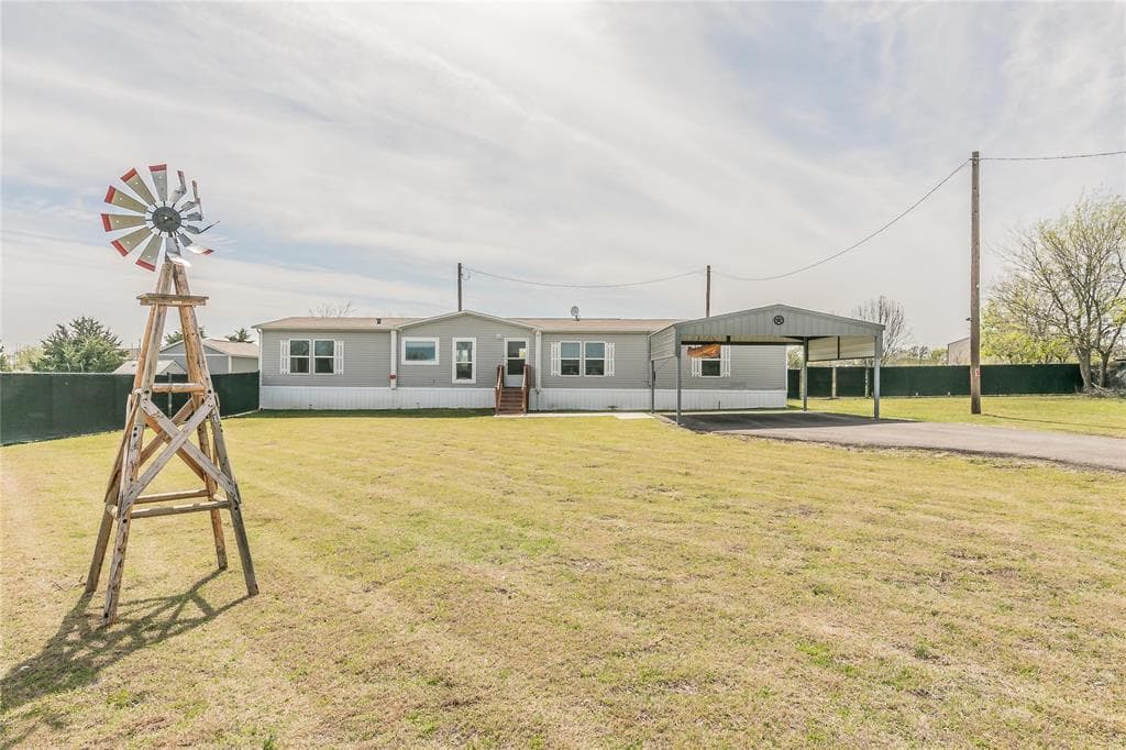 124 Private Road 4909