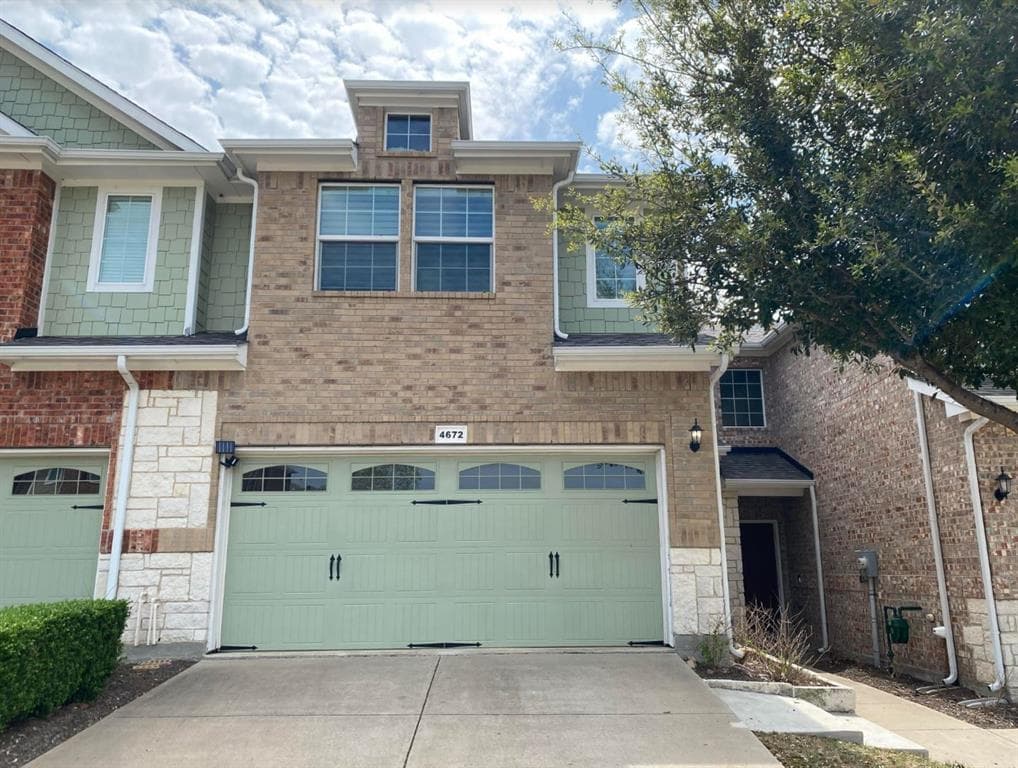 4672 Perthshire Ct