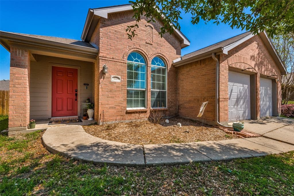 223 Parakeet Dr