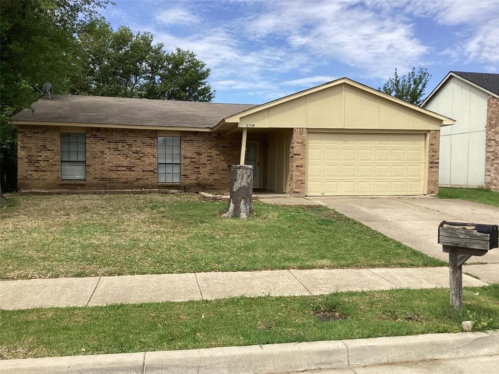 Main property image