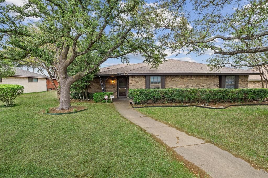 508 Cambridge Dr