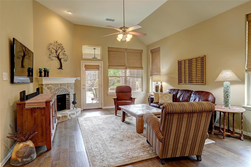 Gallery image 3