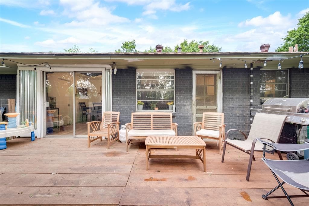 1822 Glenn Ln