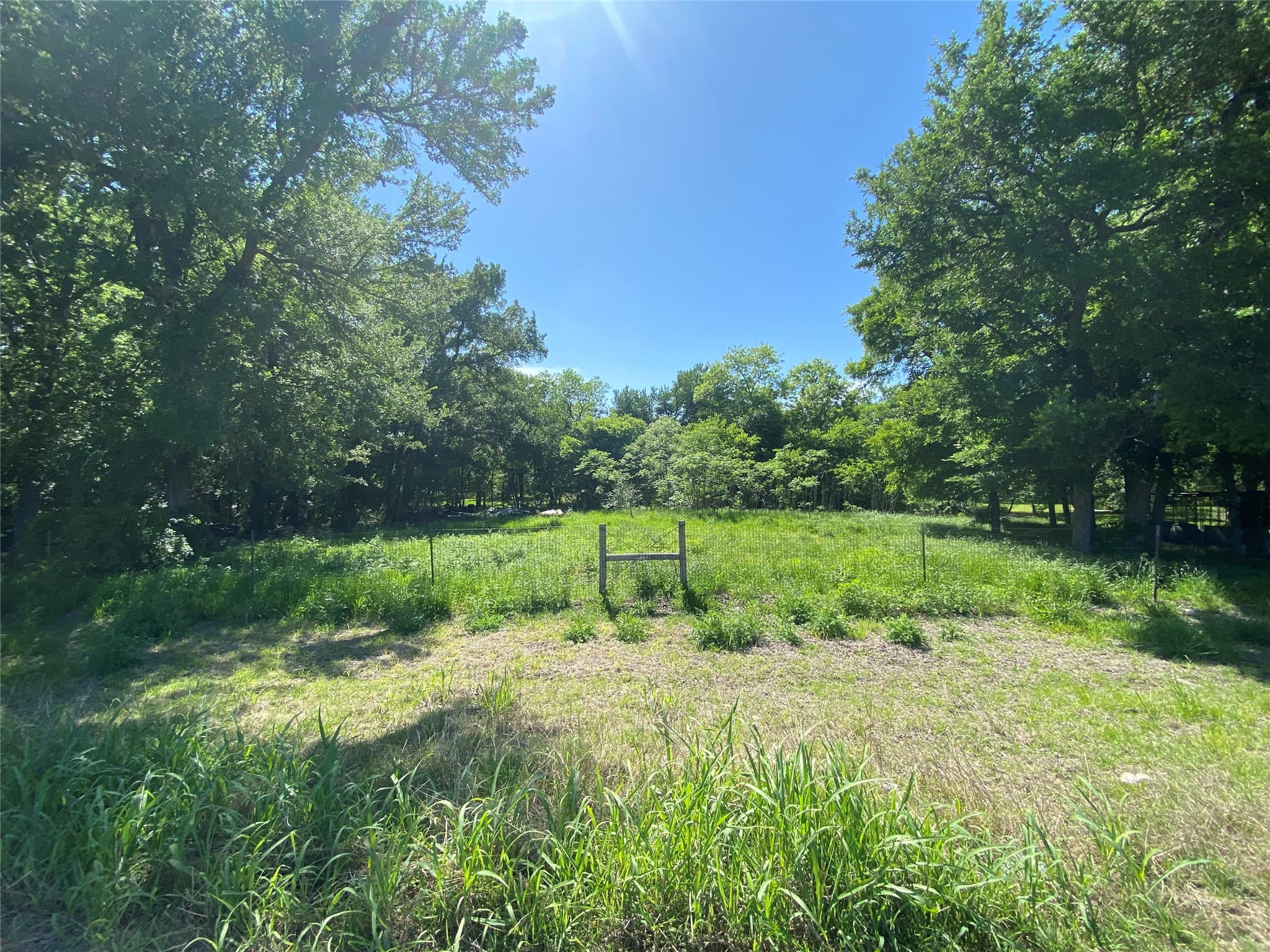 3324 Creek Side Dr