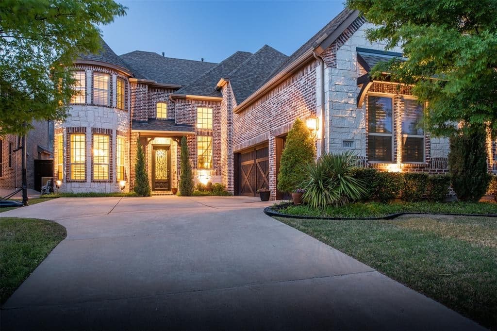 1611 Whirlaway Ct