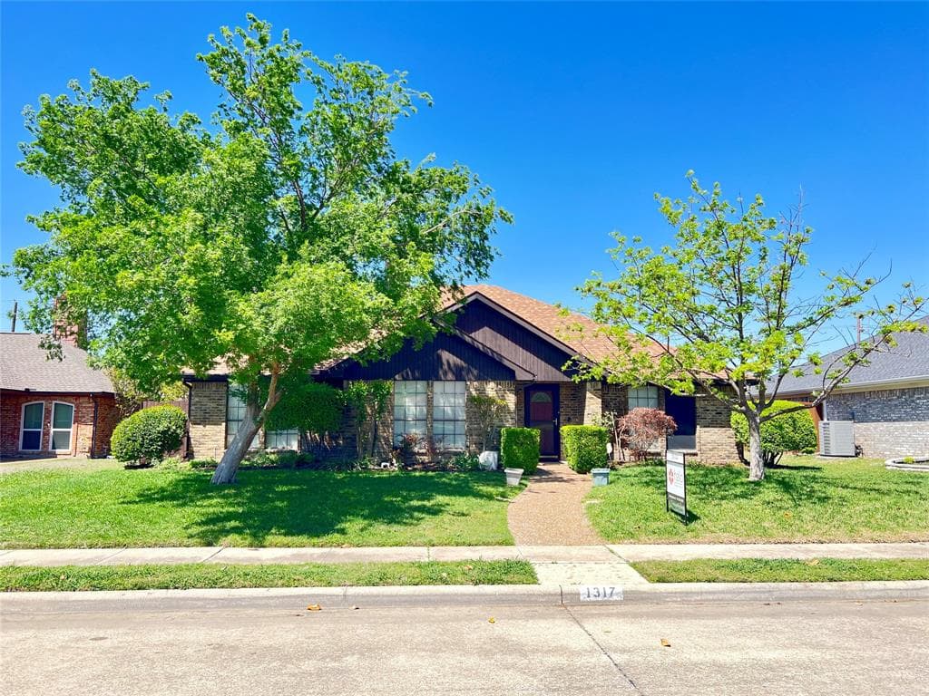 1317 Sandy Creek Dr