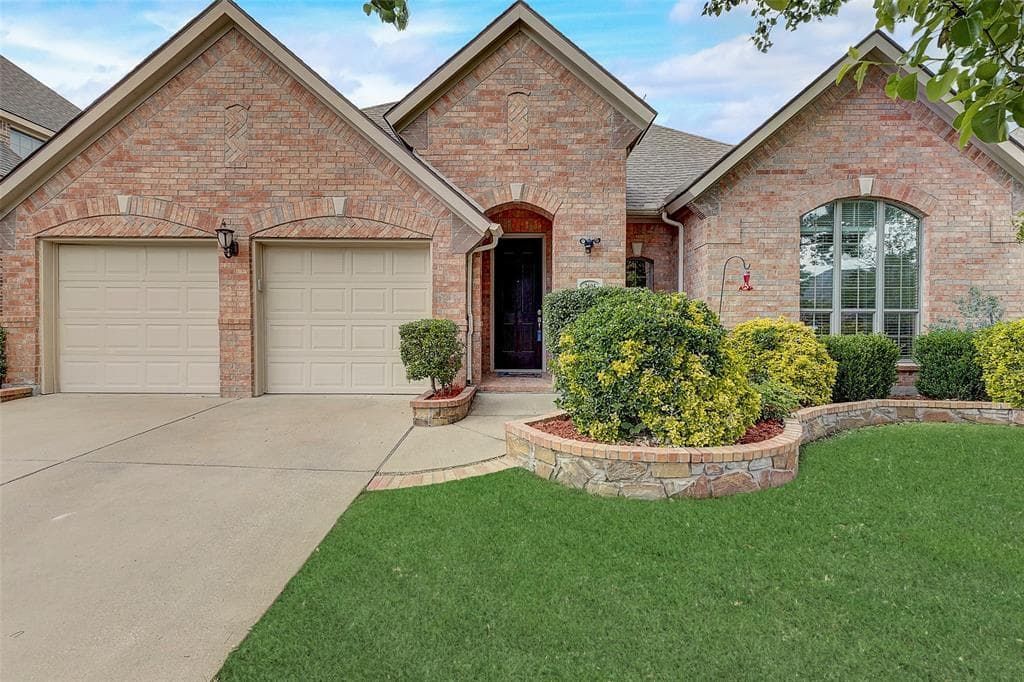 2605 Deer Hollow Dr