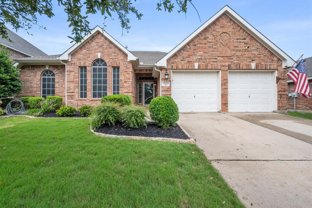 1303 Westridge Dr