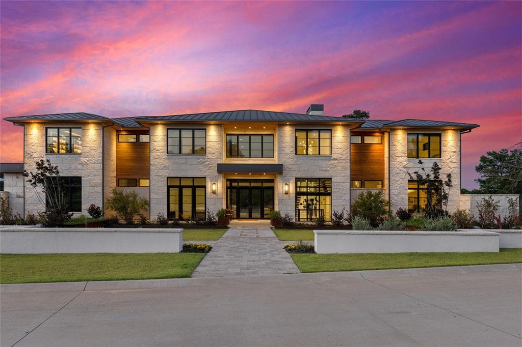 1726 Cypress Way