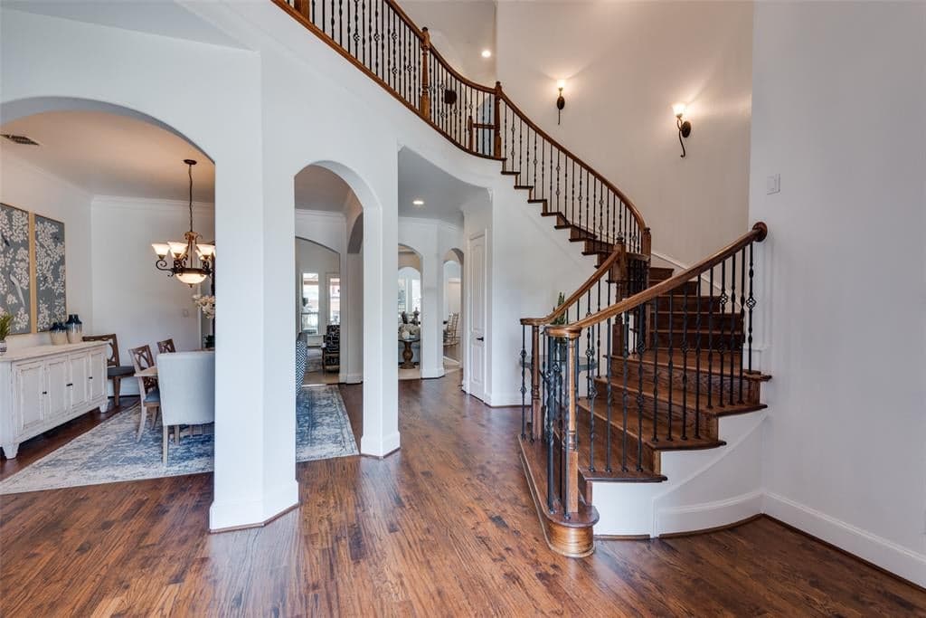Gallery image 2