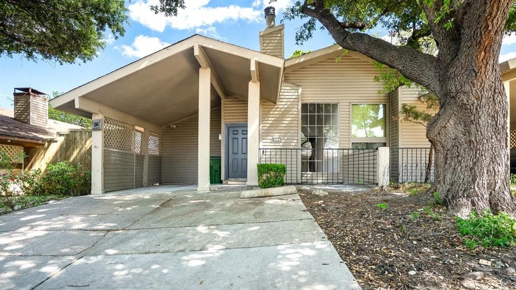 714 Intrepid Dr