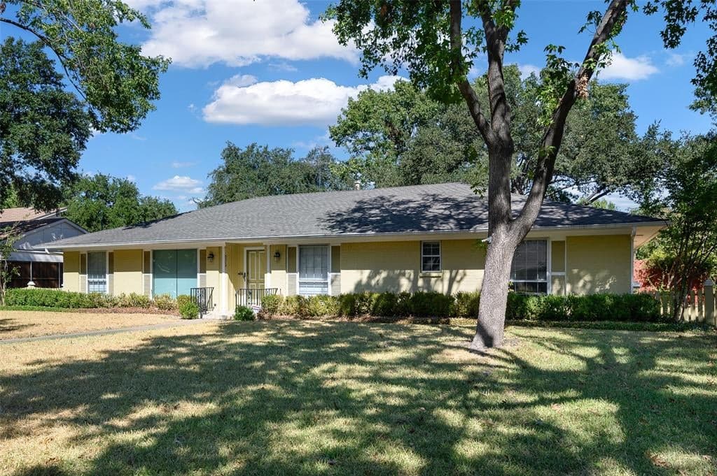 5309 Northmoor Dr
