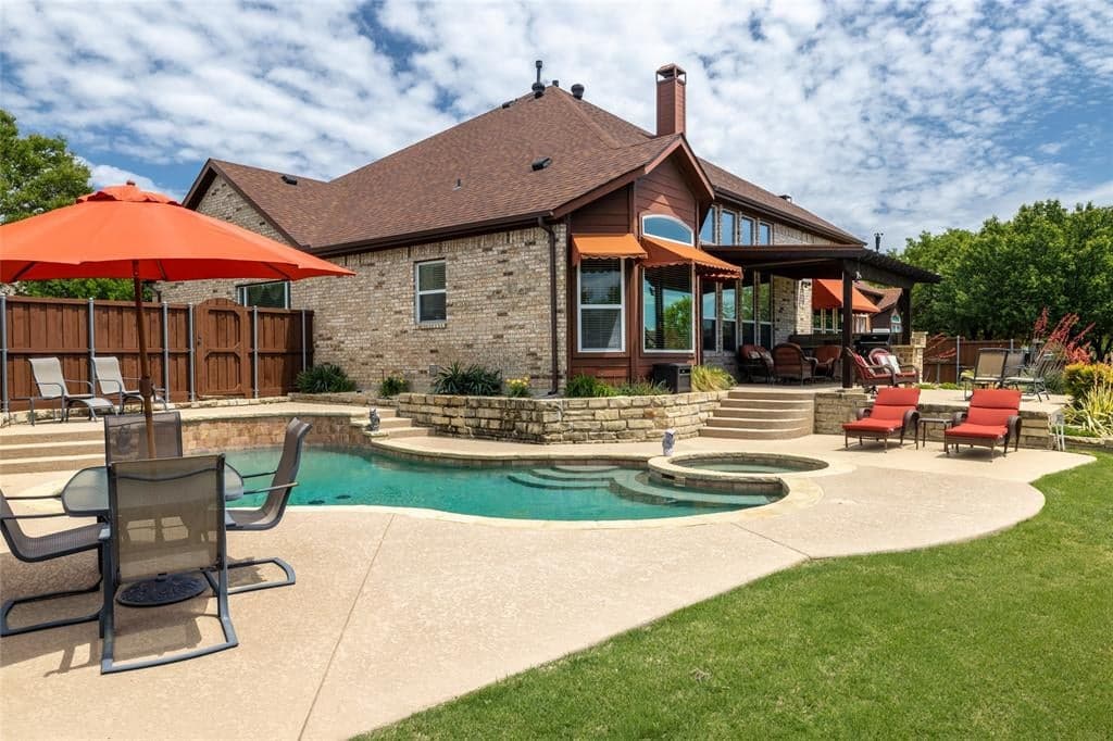 2848 Vista View Dr